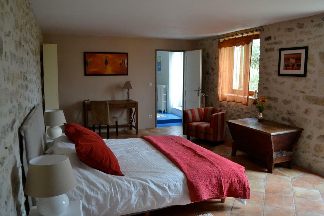 L'Oustalet Bed & Breakfast Uzès Екстериор снимка