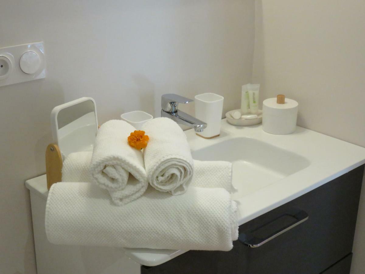 L'Oustalet Bed & Breakfast Uzès Екстериор снимка