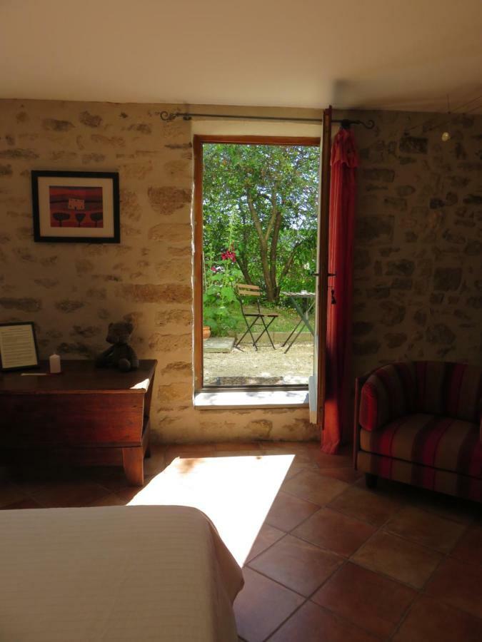 L'Oustalet Bed & Breakfast Uzès Екстериор снимка